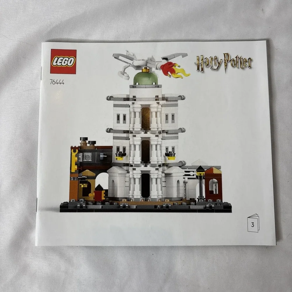 Harry Potter 76444 Diagon Alley Wizarding Shops Instruction Manuals 1-5 No LEGOs - Picture 4 of 6
